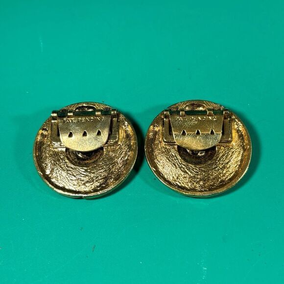 Set of 2 Vintage Roma Caesar Shoe‎ clips Metal Roman Gold Pat. Pending - Picture 3 of 4